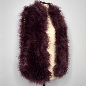Ci Sono Bohemian Hippie Faux Fur Vest in‎ Rich Plum Medium